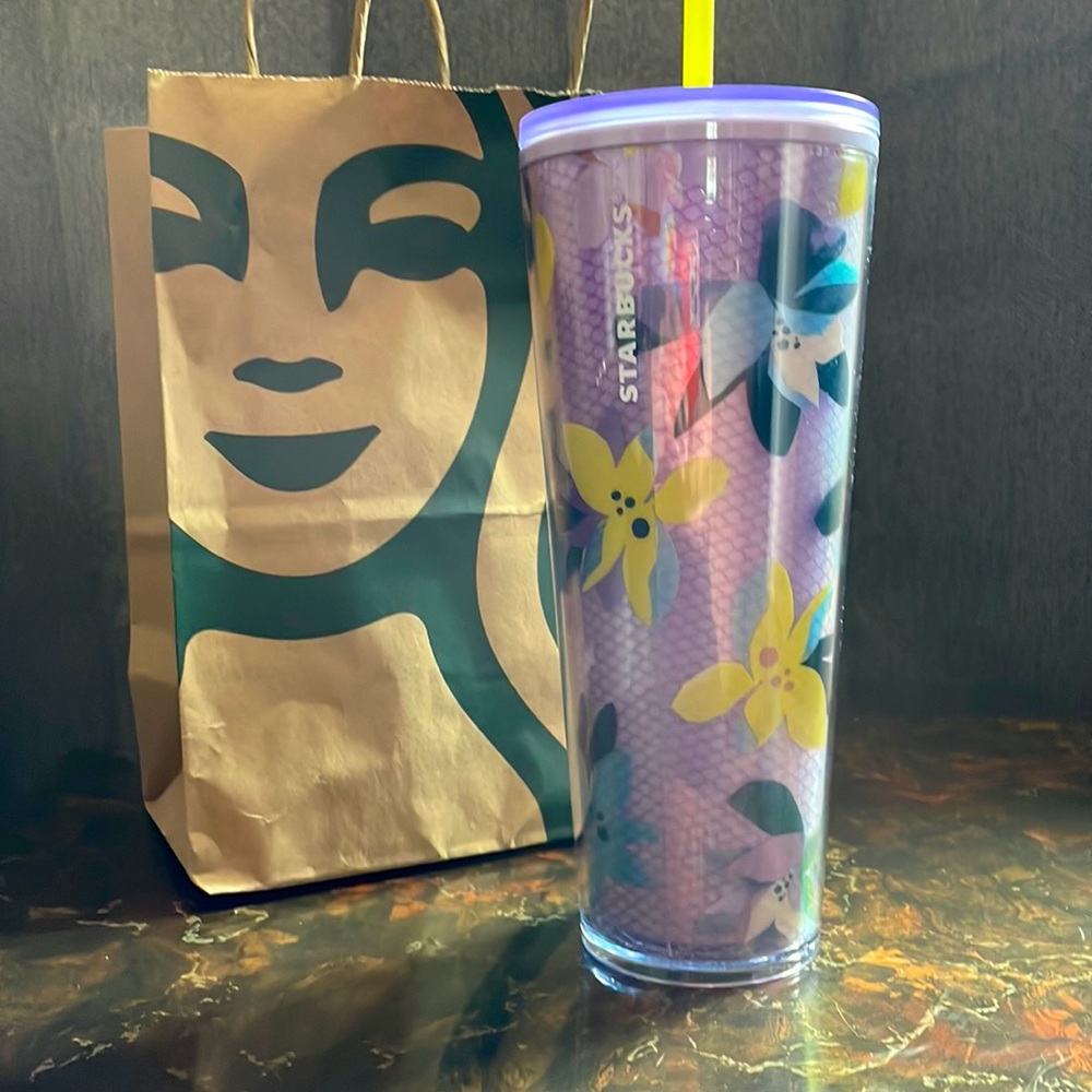 🌼 Starbucks cold drinks tumbler